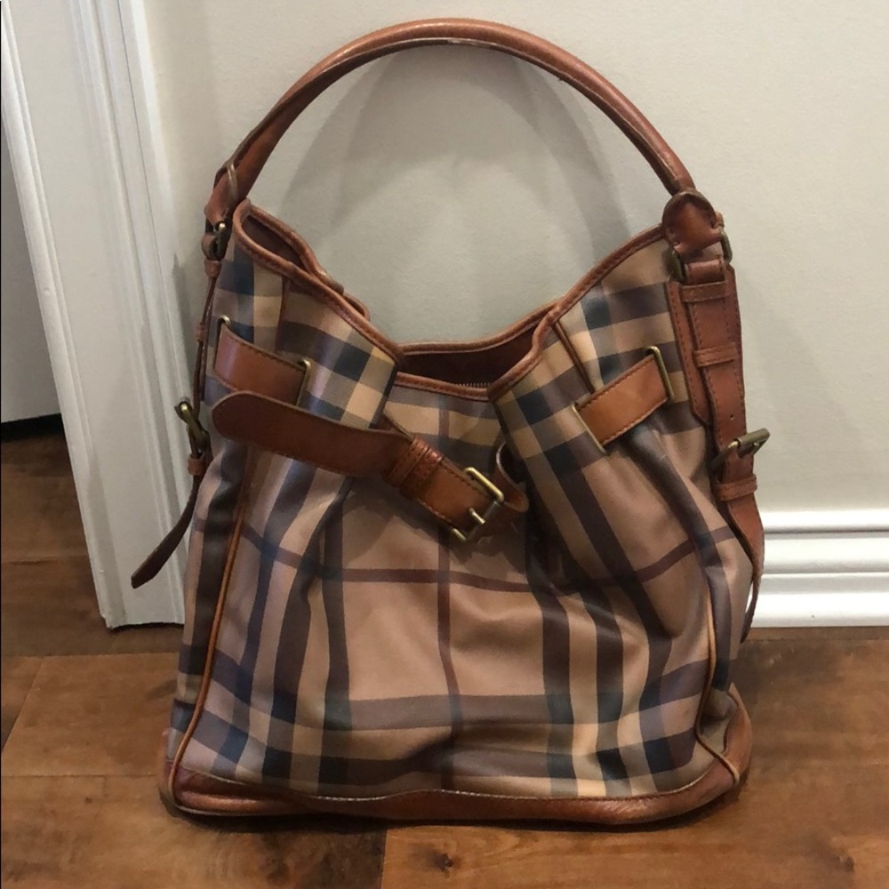 Authentic Burberry Bucket bag